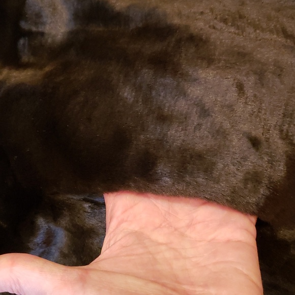 Reversible faux vest with pockets - Picture 8 of 13